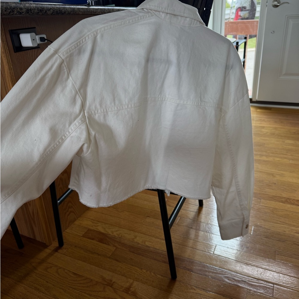 H&M white crop Jean jacket